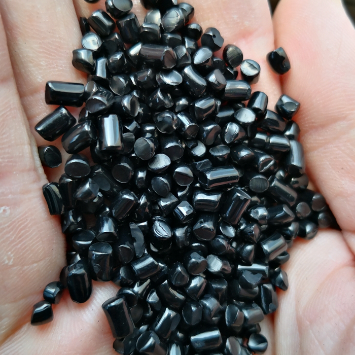 黑色母料